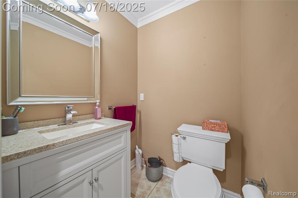 54030 Dequindre Road, Shelby Twp, MI 48316 — Photo 20