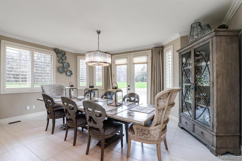 3960 HARVEST CREEK Court, Rochester, MI 48306 — Photo 15