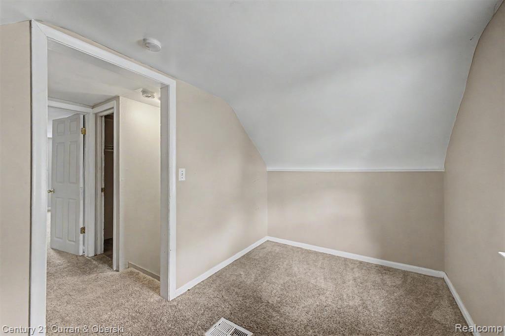 5160 Hazel Street, Dearborn Heights, MI 48125 — Photo 16
