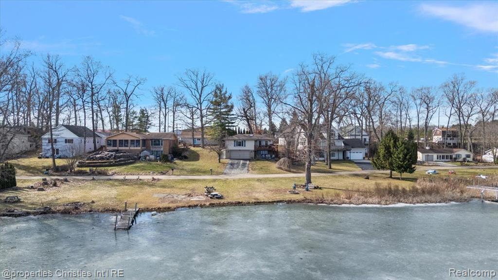5832 Glen Echo Drive, Howell, MI 48843 — Photo 22