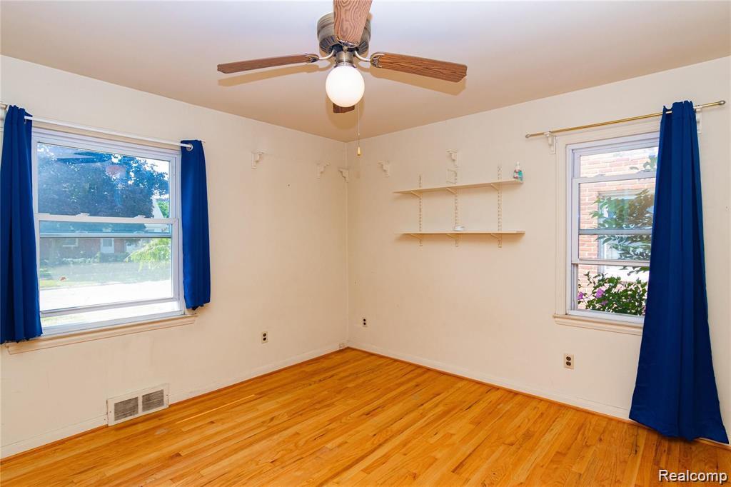 9622 Seminole, Redford, MI 48239 — Photo 6