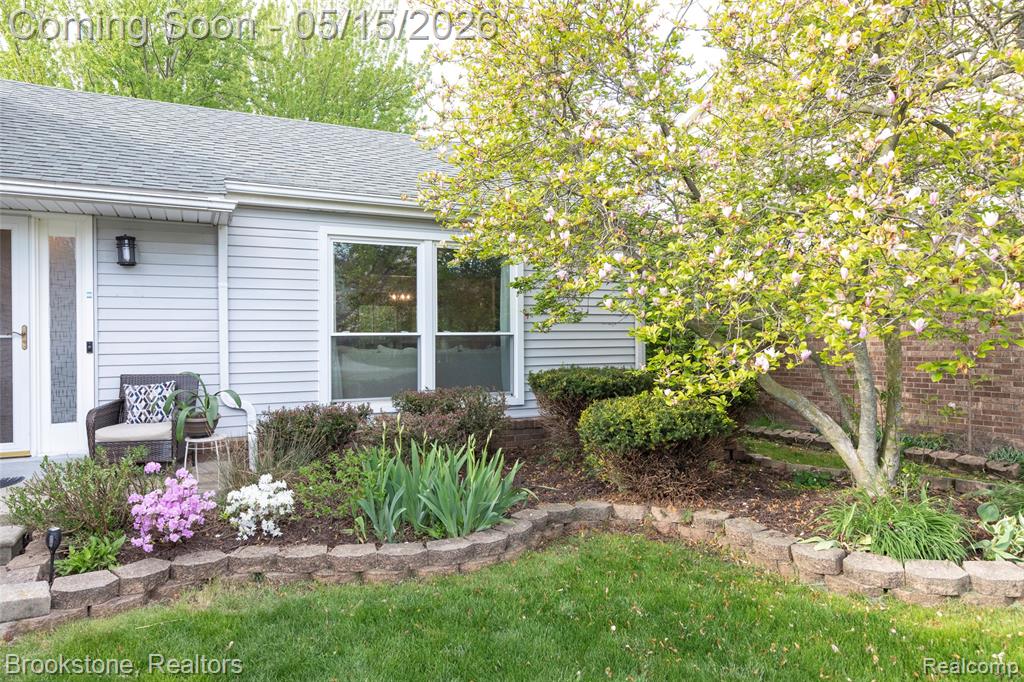 42088 Greenwood, Canton, MI 48187 — Photo 12