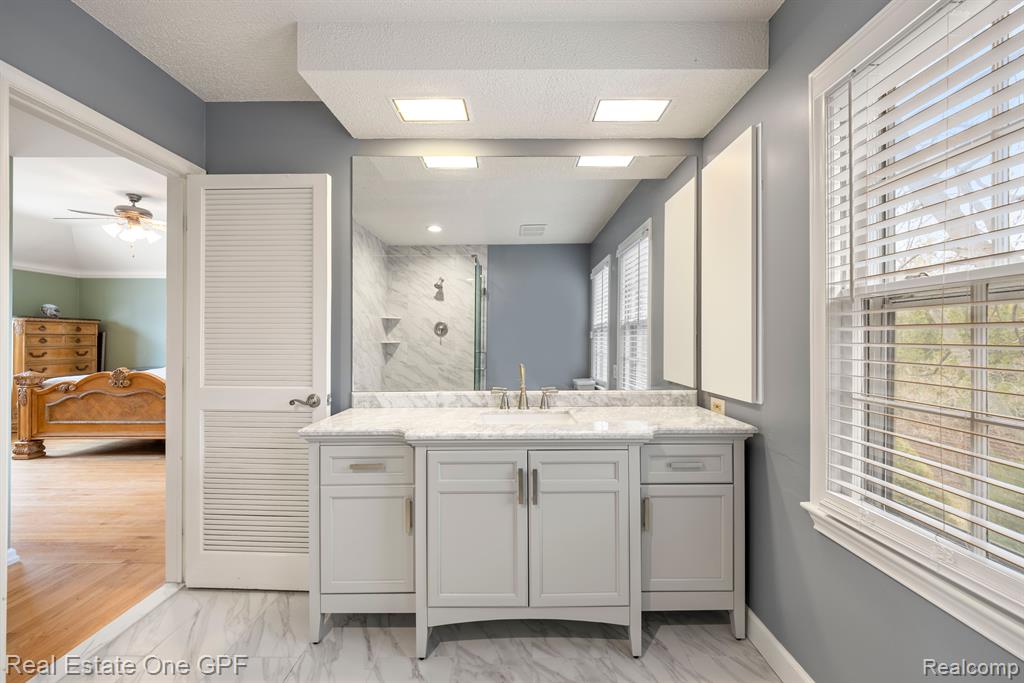 6 ELMSLEIGH Lane, Grosse Pointe, MI 48230 — Photo 26