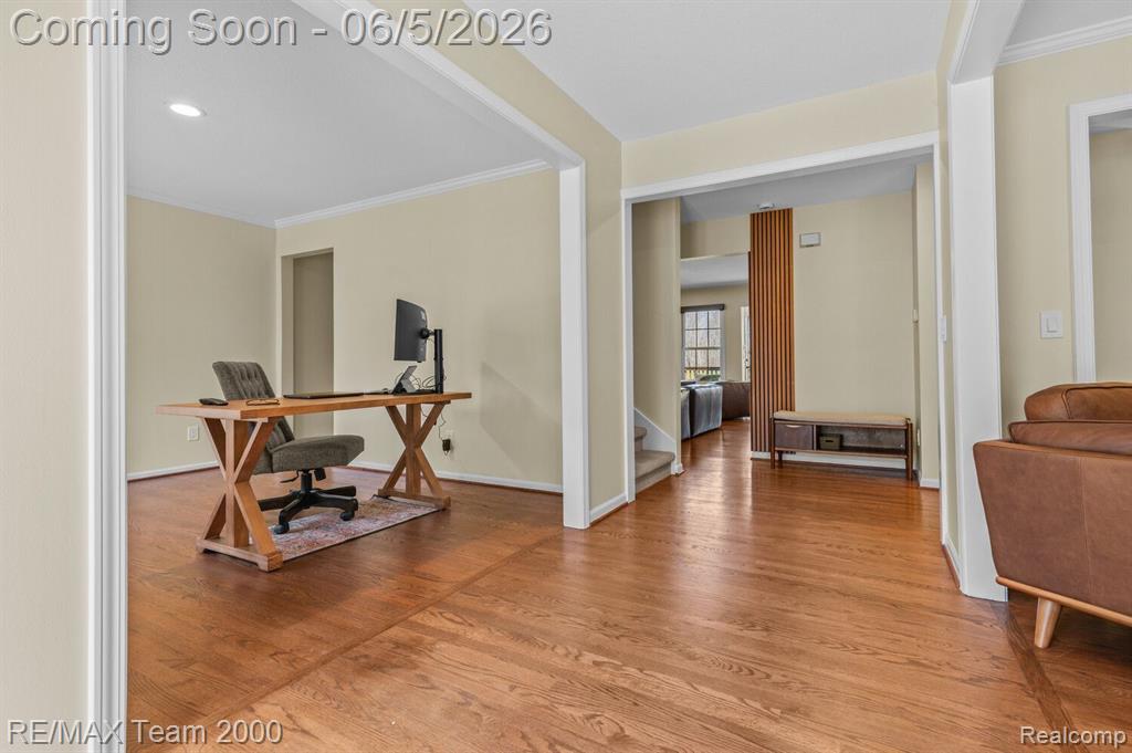 5681 WOODFIELD Parkway, Grand Blanc, MI 48439 — Photo 9