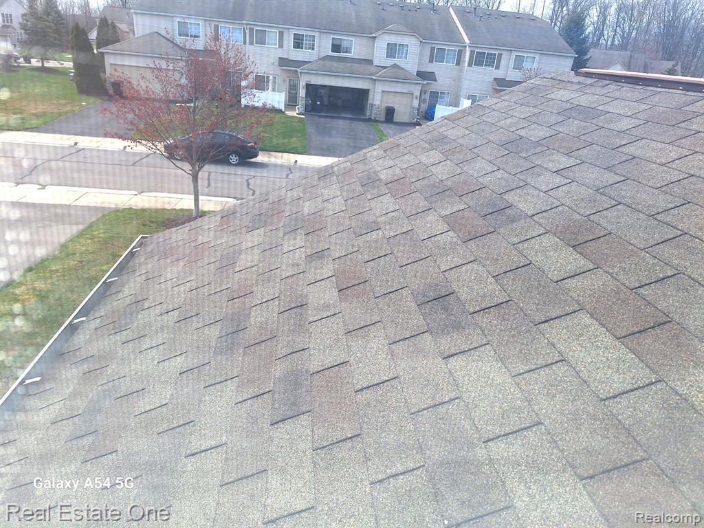 26707 ASHTON Drive, Woodhaven, MI 48183 — Photo 25