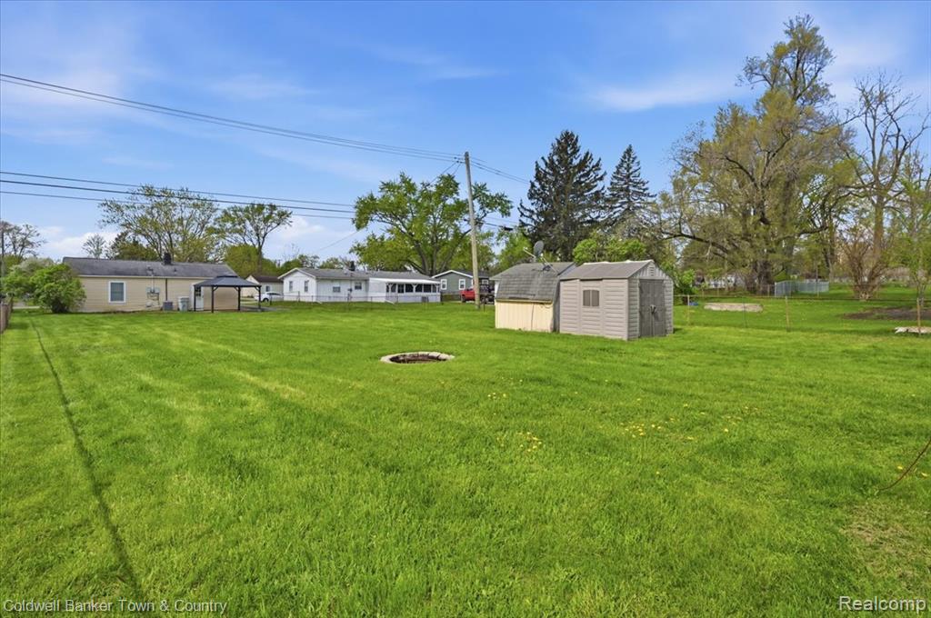 6151 Stephen, Brighton, MI 48116 — Photo 4