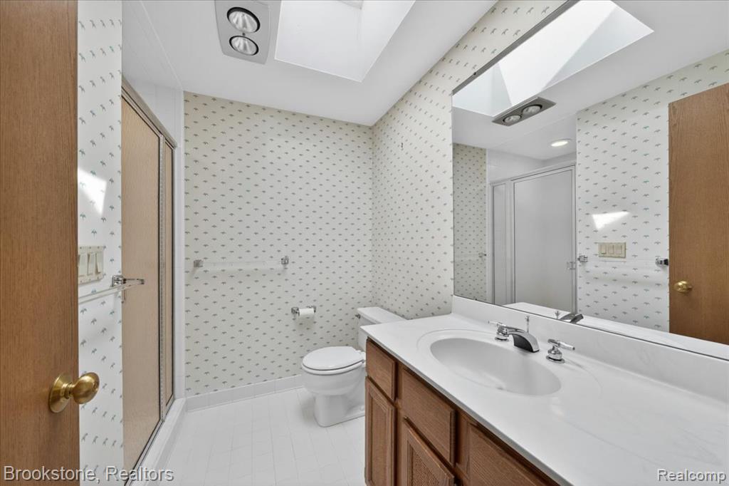 2610 Vanel Court, West Bloomfield, MI 48324 — Photo 36