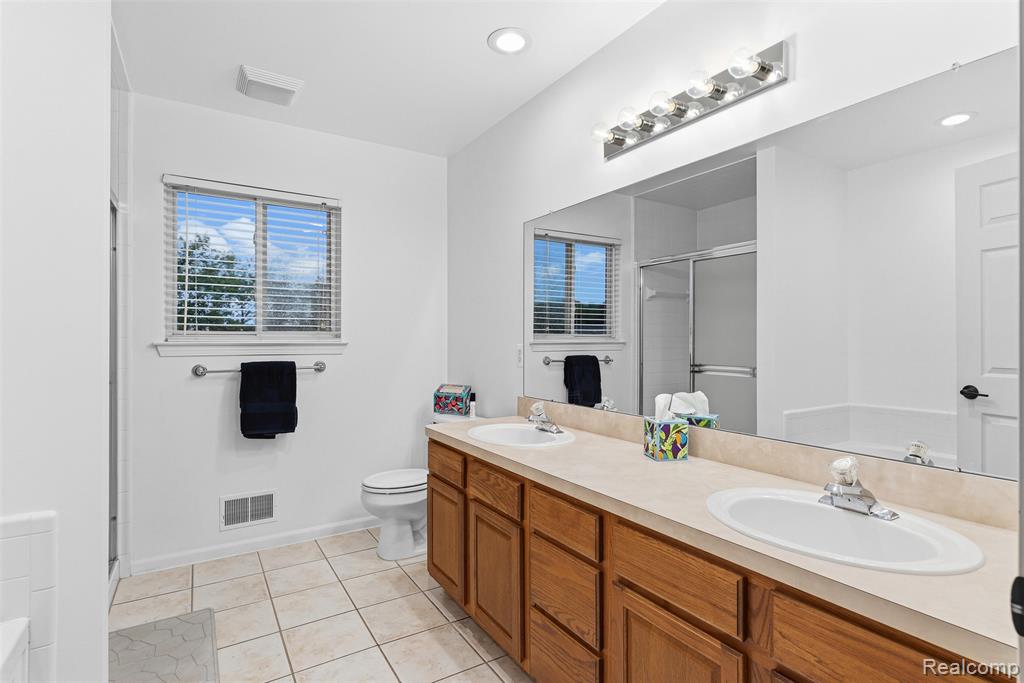 6158 Lismore Circle, Grand Blanc, MI 48439 — Photo 31