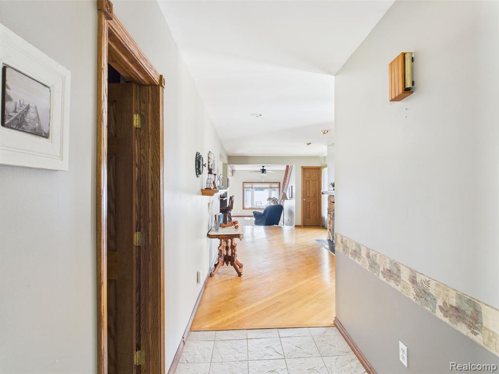 480 PENINSULA Drive, Columbiaville, MI 48421 — Photo 4