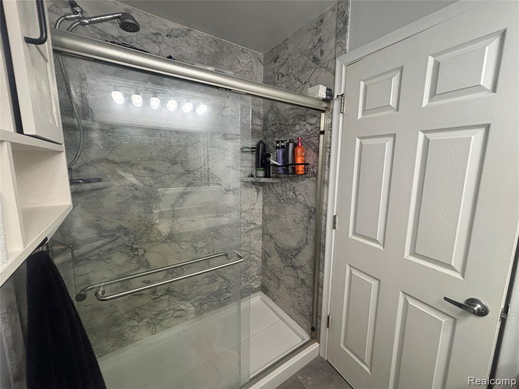 9844 Pine Knob Road, Clarkston, MI 48348 — Photo 21