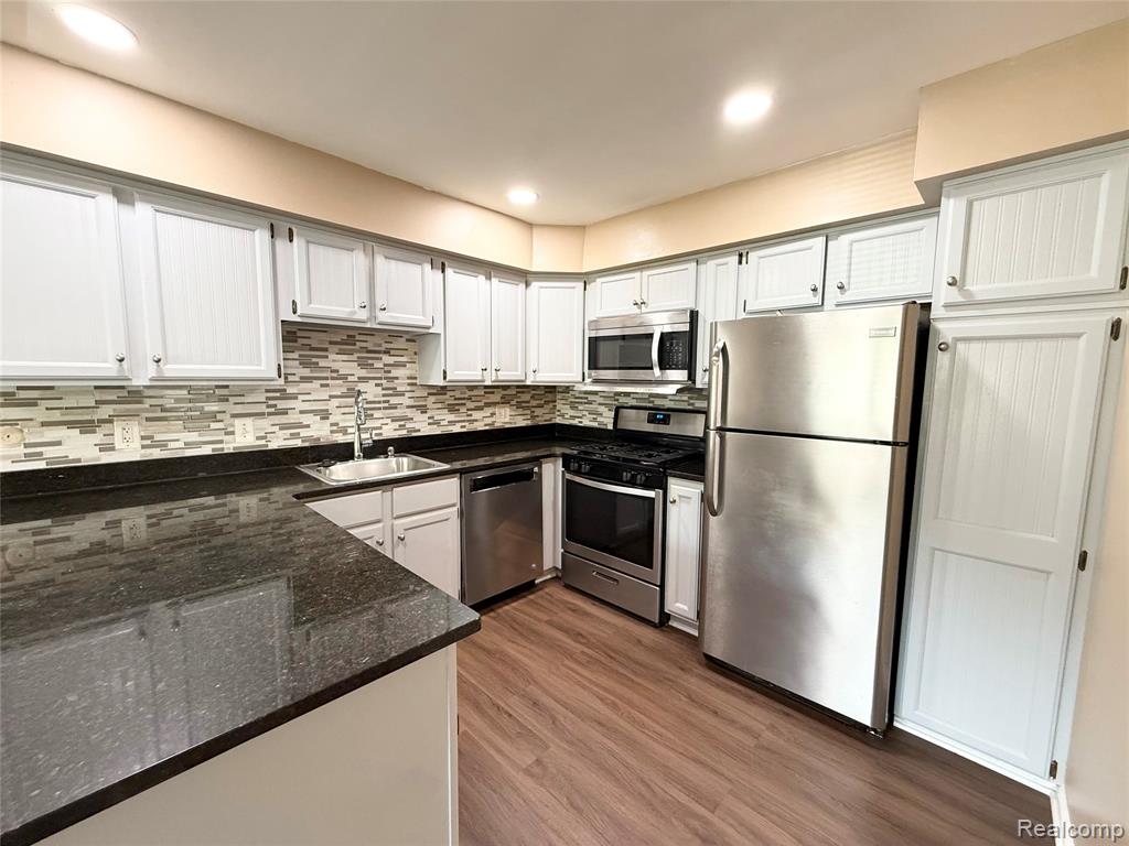 41729 Broquet Drive, Novi, MI 48167 — Photo 10
