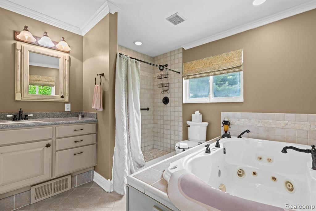 52851 FAIRCHILD Road, Chesterfield, MI — Photo 36