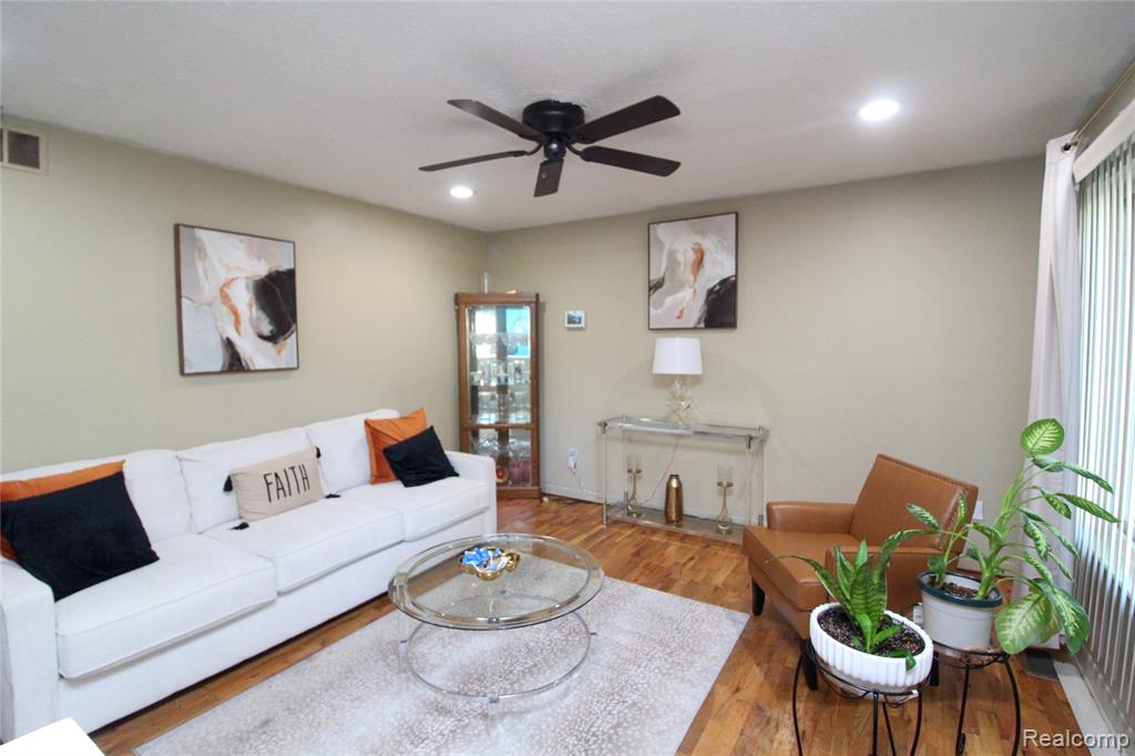 9445 Van Buren Street, Van Buren, MI 48111 — Photo 5