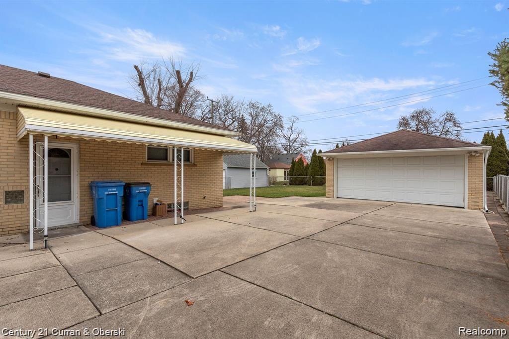 7296 KINGSBURY STREET, Dearborn Heights, MI 48127 — Photo 28