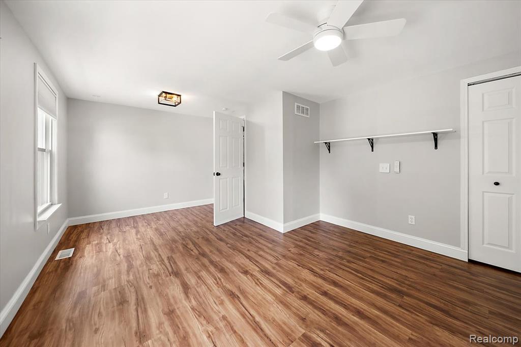 11169 Chestnut Drive, Plymouth, MI 48170 — Photo 11