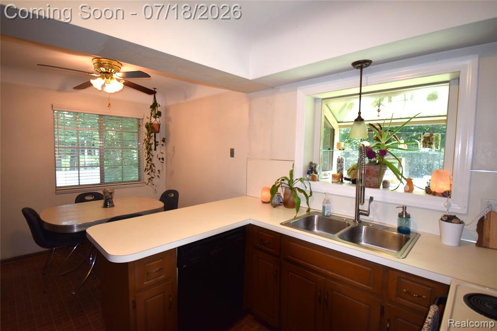 53620 Odilon Ave Odilon Avenue, Shelby Twp, MI 48316 — Photo 12