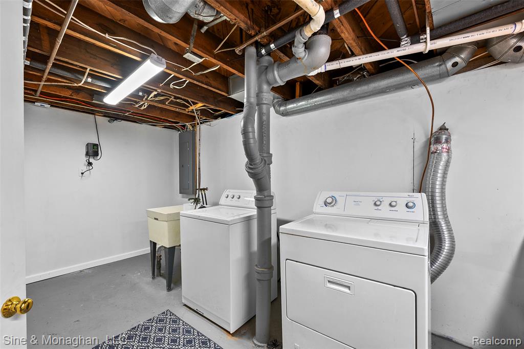 517 Forest Avenue N, Royal Oak, MI 48067 — Photo 35