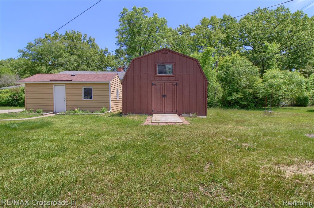 41509 RIGGS Road, Van Buren, MI 48111 — Photo 24