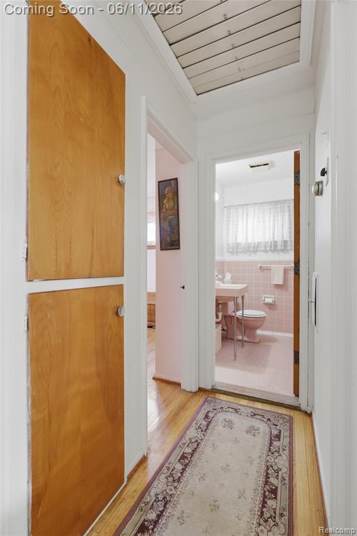 29609 Mark Avenue, Madison Heights, MI 48071 — Photo 18