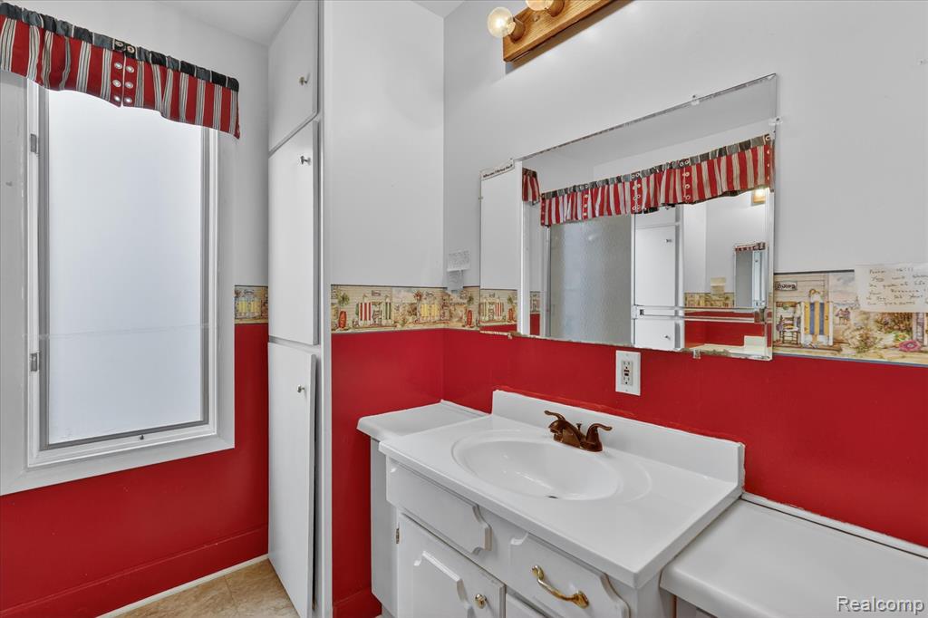 306 S Main Street, Vassar, MI 48768 — Photo 21