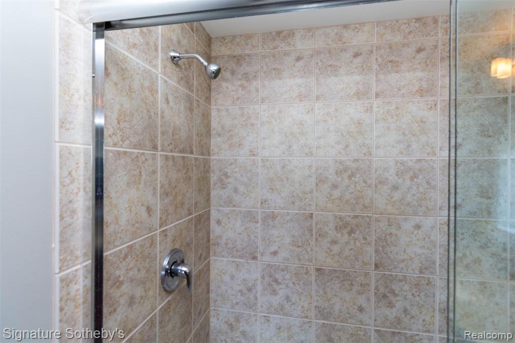 432 S Washington Avenue, 1007, Royal Oak, MI 48067 — Photo 20