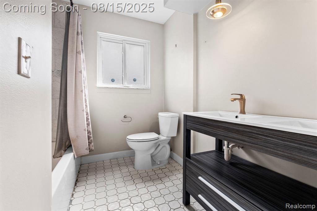 4629 Red Maple Drive, Warren, MI 48092 — Photo 14
