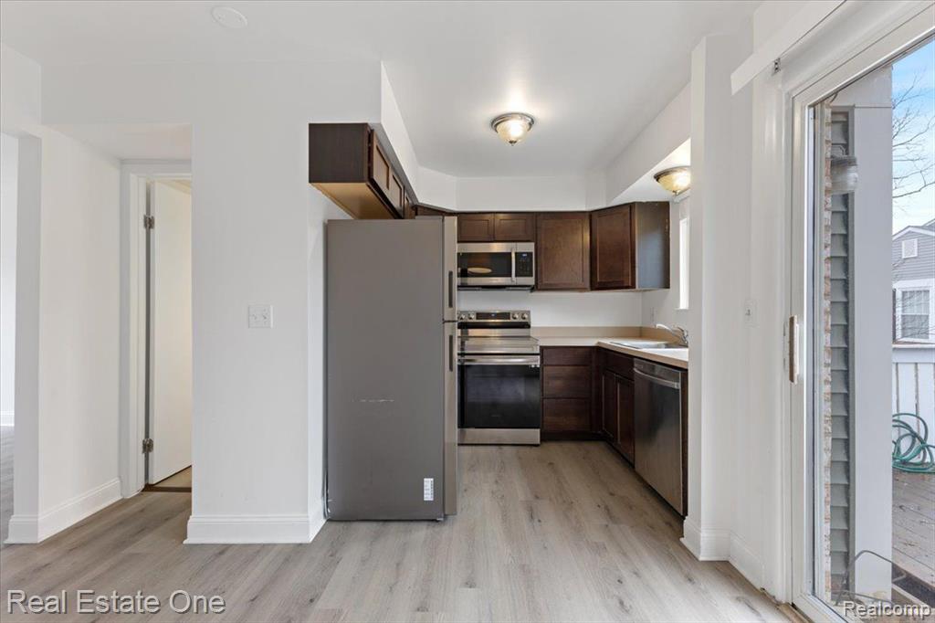 2816 BOMBRIDGE, Ann Arbor, MI 48104 — Photo 7