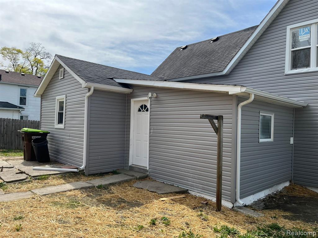 417 E HUNT Street, Adrian, MI 49221 — Photo 32