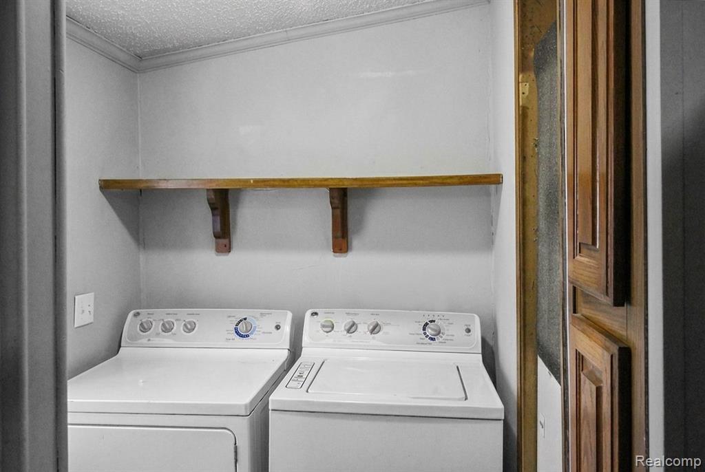 39200 Harbor, New Boston, MI 48164 — Photo 7