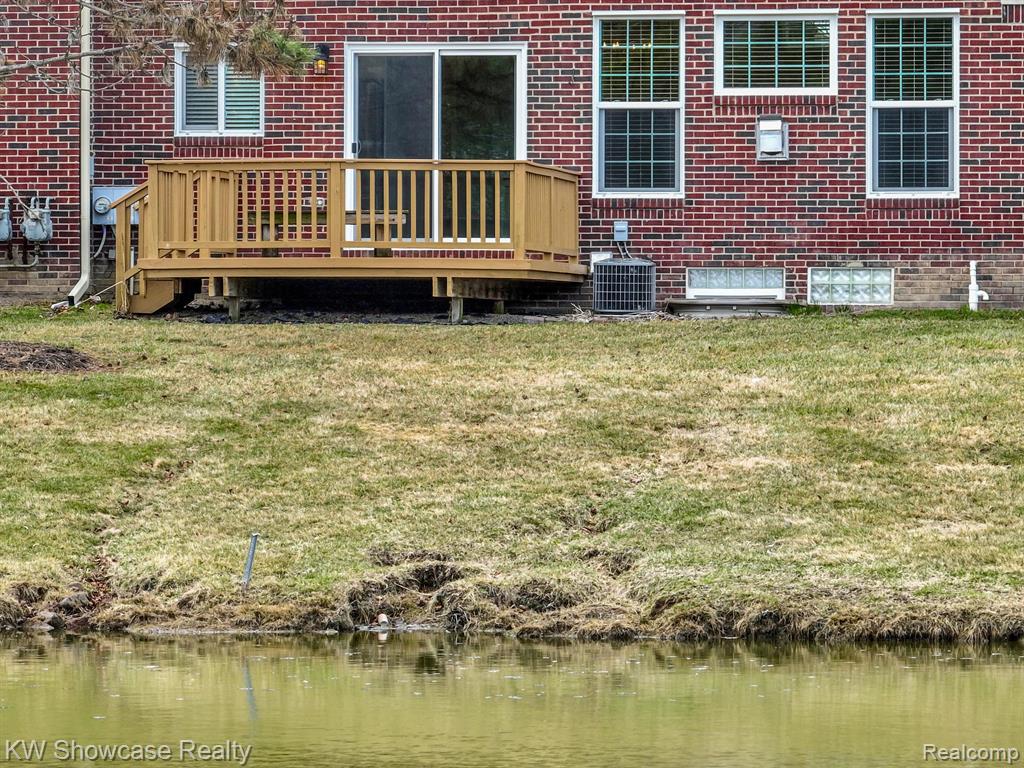 443 CONCORD Drive, Canton, MI 48188 — Photo 31