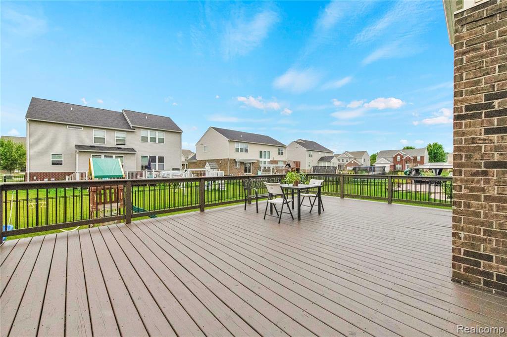 49633 Malten Drive, Macomb, MI 48044 — Photo 38