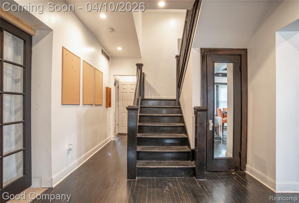 30 Lawrence Street - Photo 4