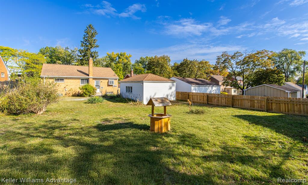 871 Menominee Road, Pontiac, MI 48341 — Photo 49
