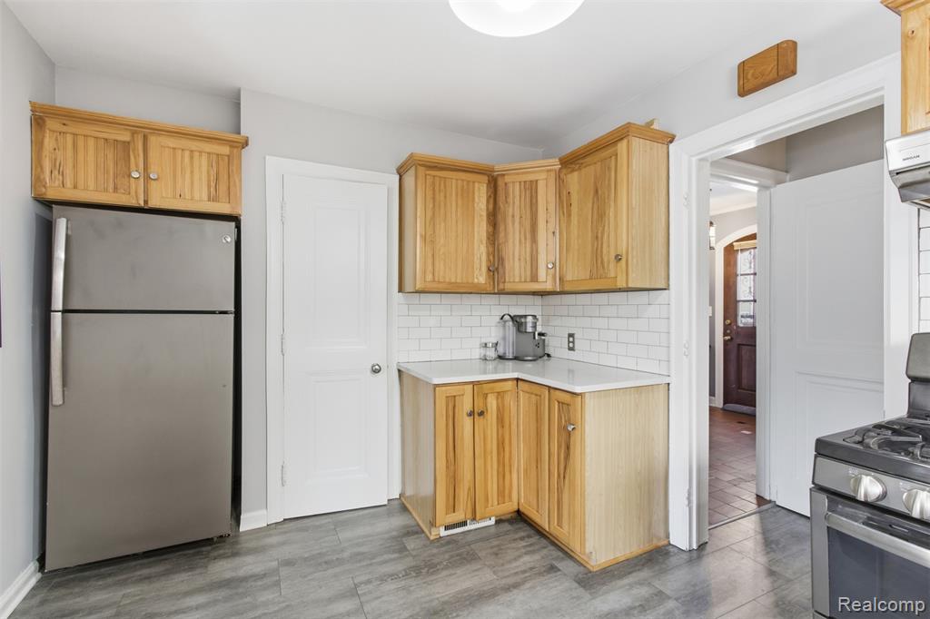 17566 Fairfield Street, Detroit, MI 48221 — Photo 12