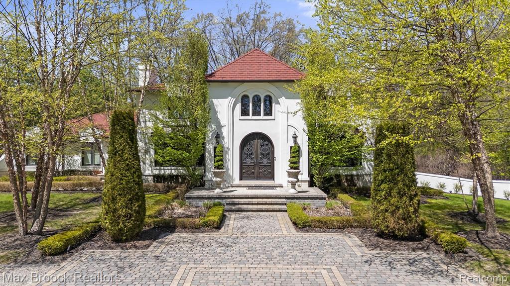 5190 Clarendon Crest Street, Bloomfield Hills, MI 48302 — Photo 3