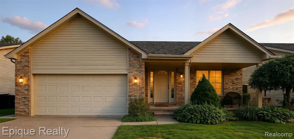 418 Converse Court, Lake Orion, MI 48362 — front exterior