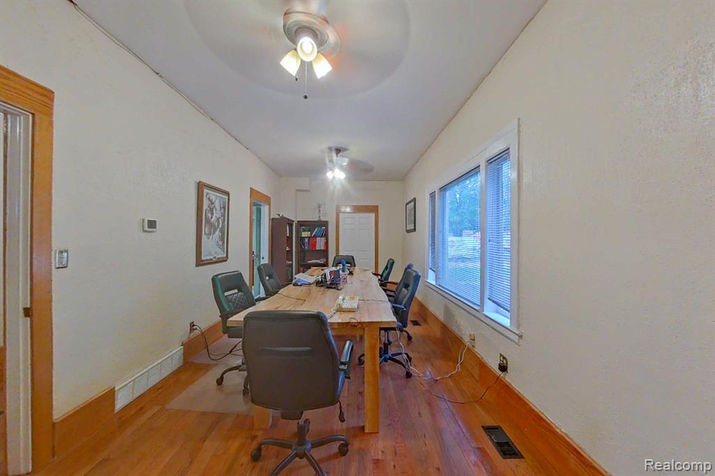 515 E GRAND RIVER Avenue, Howell, MI 48843 — Photo 29