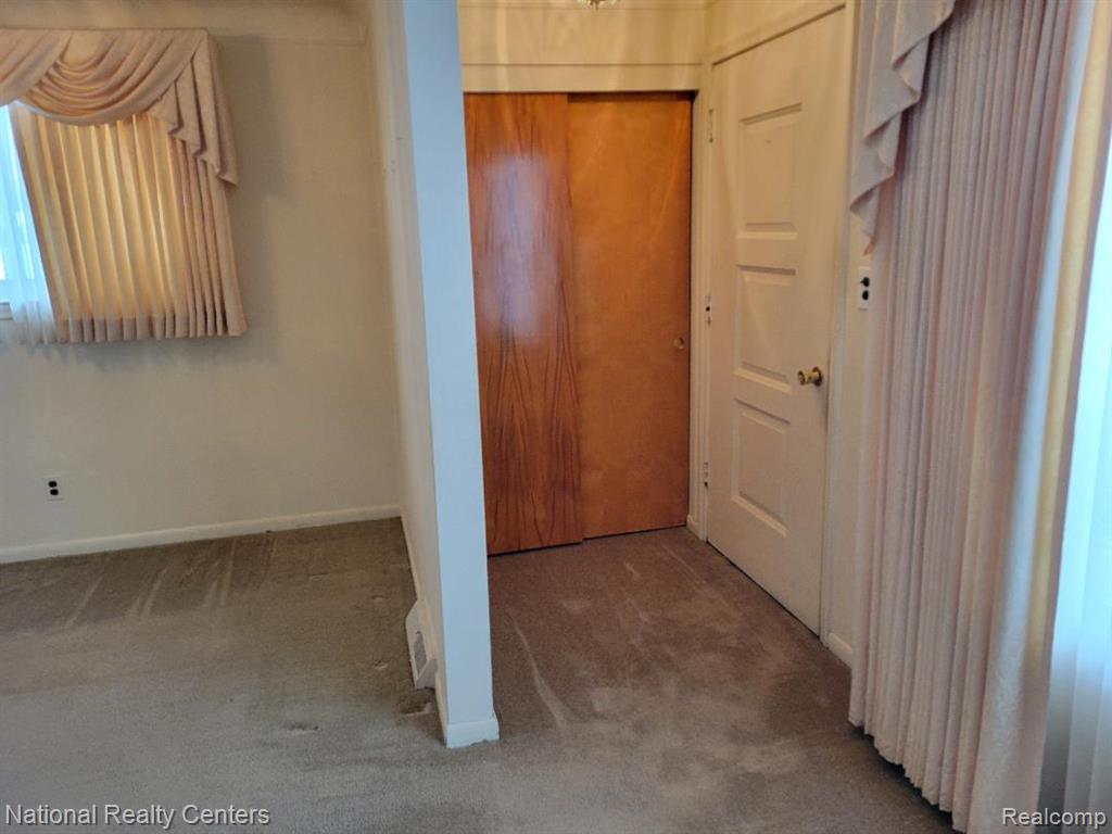 8789 Donna Street, Westland, MI — Photo 3