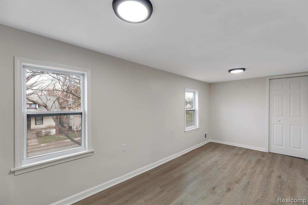 50 E NEVADA Street, Highland Park, MI 48203 — Photo 15