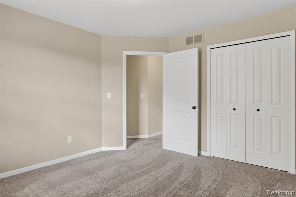 4241 Tonawanda Avenue, Royal Oak, MI 48073 — Photo 43