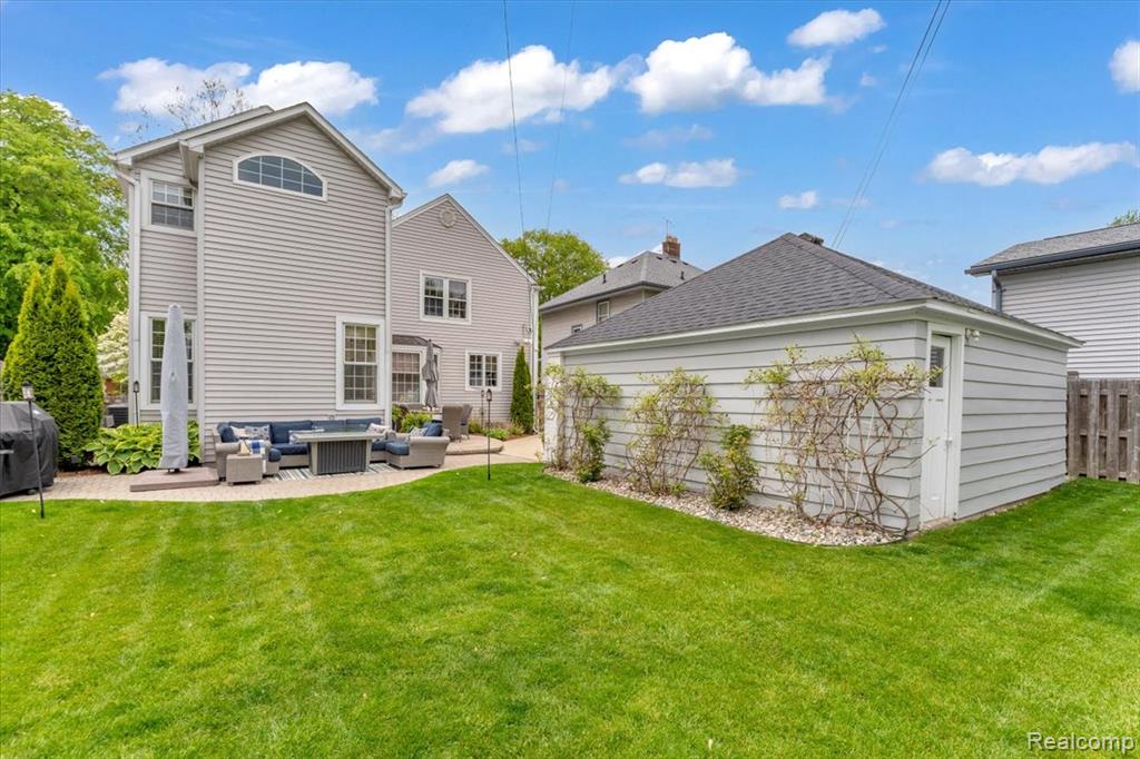 784 University Place, Grosse Pointe, MI 48230 — Photo 46