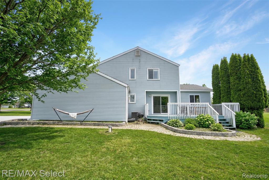 1171 N McKinley Road, Flushing, MI 48433 — Photo 5
