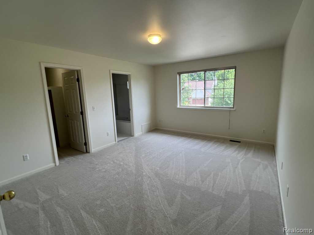 5931 Cedar Ridge Drive, Ann Arbor, MI 48103 — Photo 11