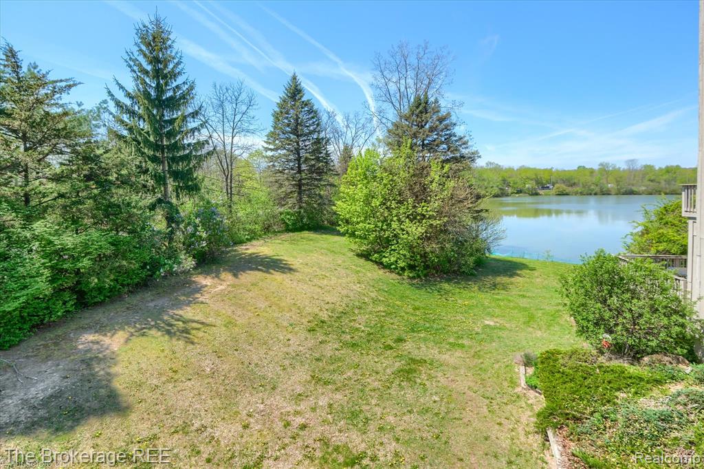 9538 Fenhill Drive, Grand Blanc, MI 48439 — Photo 52