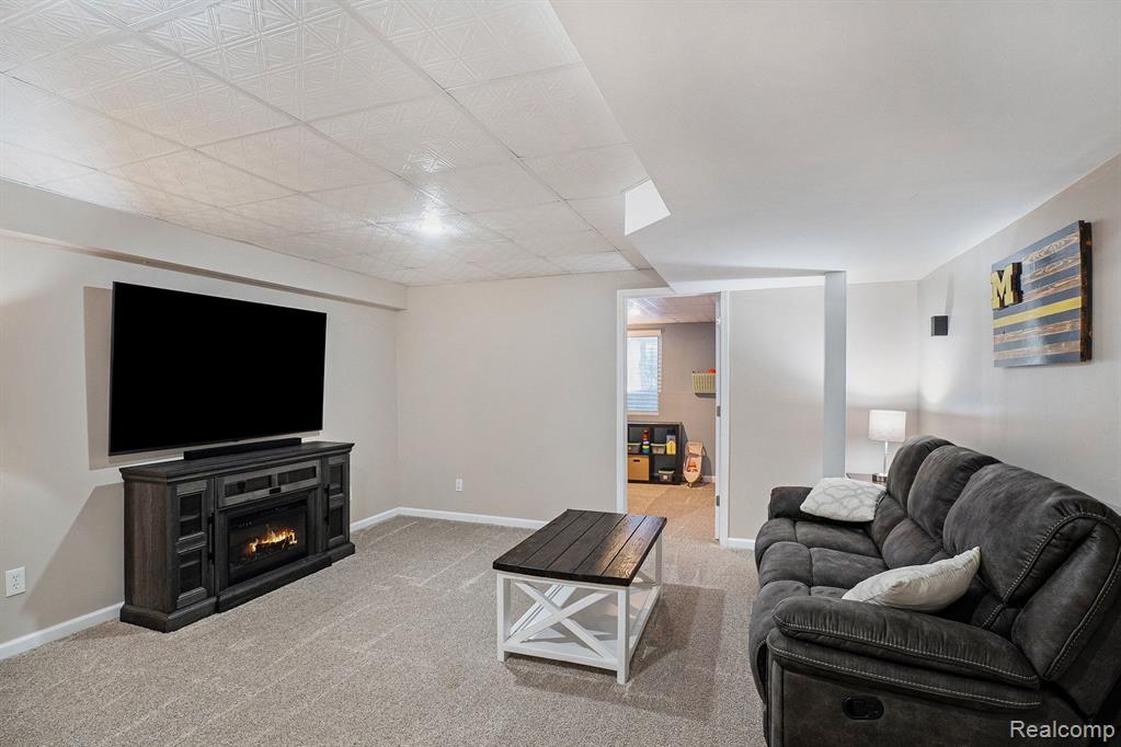 9447 APPLE Court, Fenton, MI 48430 — Photo 19