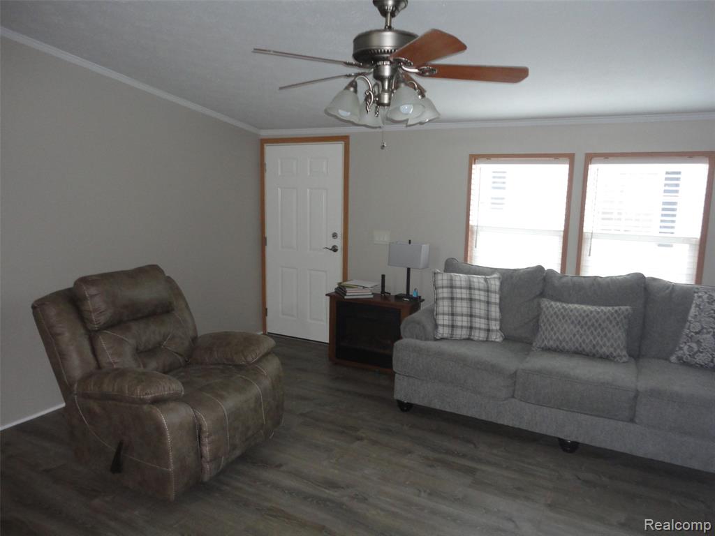 923 Stevens Trail, Monroe, MI 48161 — Photo 4