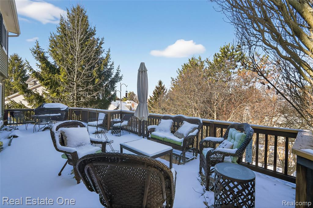 564 Dorchester Way, Milford, MI 48381 — Photo 51
