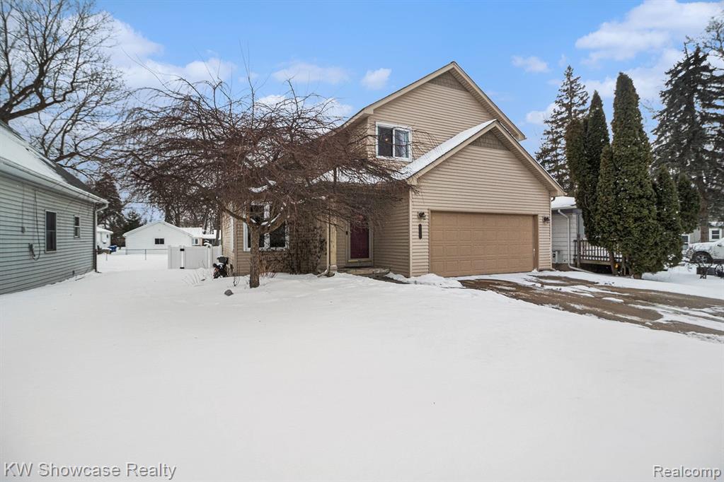 917 Iroquois Avenue, Waterford, MI 48327 — Photo 3