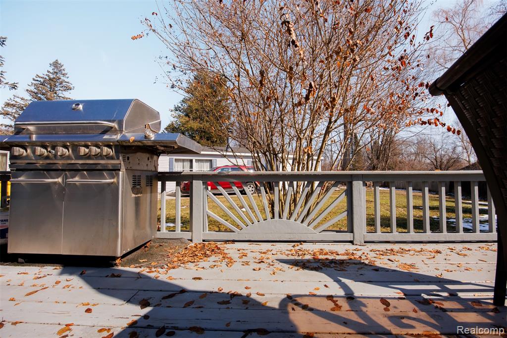 8016 Harbour Drive, MI — Photo 5