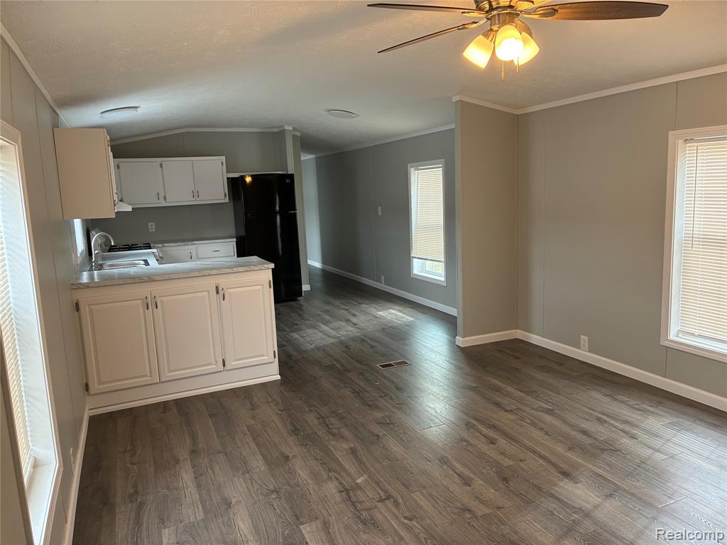 7306 Pipes Circle, Alma, MI 48801 — Photo 2